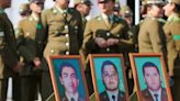 Buscan a los asesinos de los 3 carabineros en Chile y el gobierno admite un “retroceso” en la seguridad de la zona del conflicto mapuche