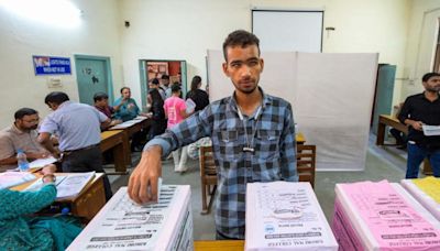 Voting for Delhi University students’ union polls ends; turnout at 35%