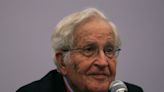 Chomsky equipara la invasión de Ucrania a Hitler en Polonia o EEUU a en Irak