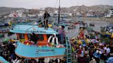 Perú: pescadores afectados por derrame celebran día festivo