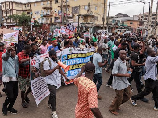 Violence erupts as Nigerians protest hunger across the nation