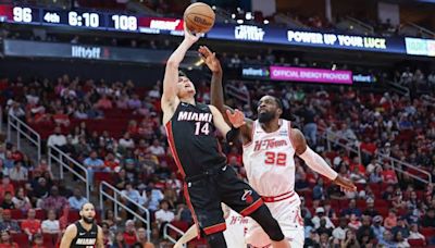 Herro regresa, el Heat pasa por encima de los Rockets y mantiene esperanzas de pasar directo a playoffs