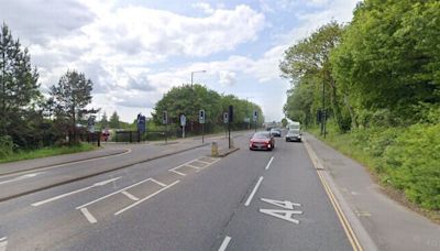 Crash blocks busy road and sparks traffic delays