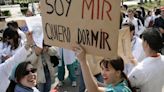 Los médicos residentes acuden al Supremo para cobrar toda la paga extra