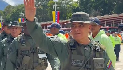 El rol propagandístico de Padrino López en las elecciones de Venezuela que compromete a la Fuerza Armada