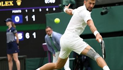 Novak Djokovic debuta con triunfo en Wimbledon