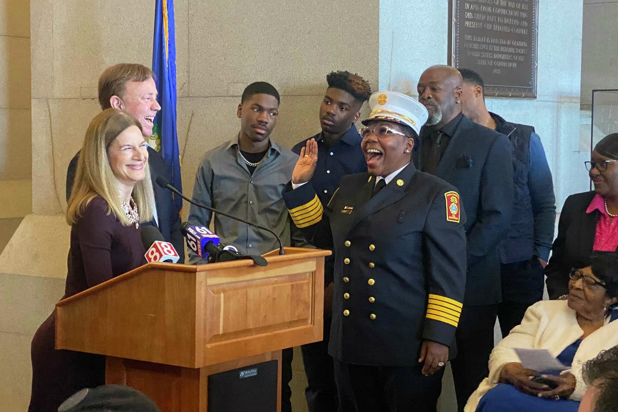 Hamden fire chief Shelly Carter gets Mother's Day surprise from 'Good Morning America'
