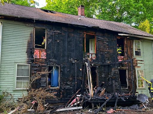 Plainfield house fire sends 1 firefighter to the hospital