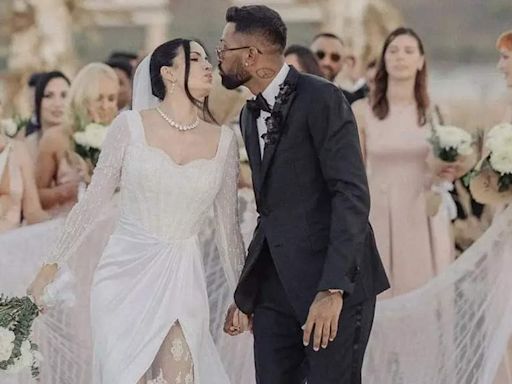 Hardik Pandya Forgot Nataša Stanković's Name During Wedding Vow Renewal | - Times of India