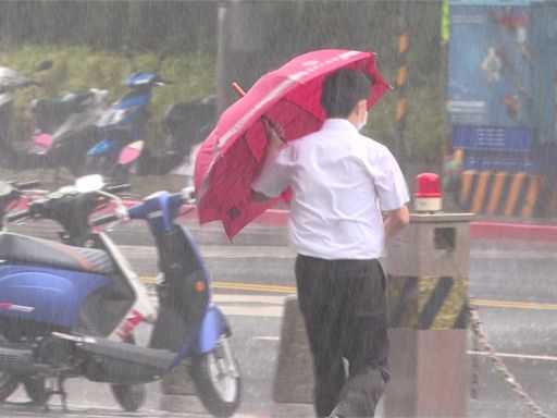 週末全台濕！今防午後雷陣雨 明起「3重影響」成降雨高峰