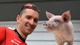 ‘I’ve won three pigs… They've been made into sausages’ - Tro-Bro Léon and cycling's oddest prize
