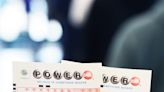 Powerball draw produces no winners, pushing jackpot past $1 billion
