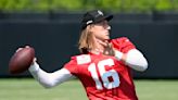 Trevor Lawrence keeps ‘focus’ on the field as contract talks go on