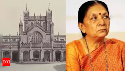 UP Governor Anandiben Patel Inspects Priceless Manuscripts at Sampurnanand Sanskrit University | Varanasi News - Times of India