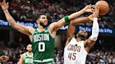 Mavericks y Celtics sacan ventaja en las semifinales de conferencia