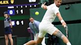 Novak Djokovic debuta con triunfo en Wimbledon