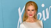 Nicole Kidman Bids $100k For Hugh Jackman’s Hat During Surprise Appearance At ‘Music Man’