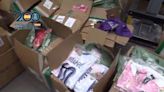 Confiscan en España 11 toneladas de camisetas de fútbol falsificadas | Teletica