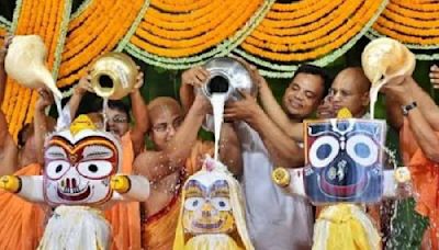 Rath Yatra: Ceremonial 'Pahandi' ritual of Lord Jagannath begins amid grand chants and music