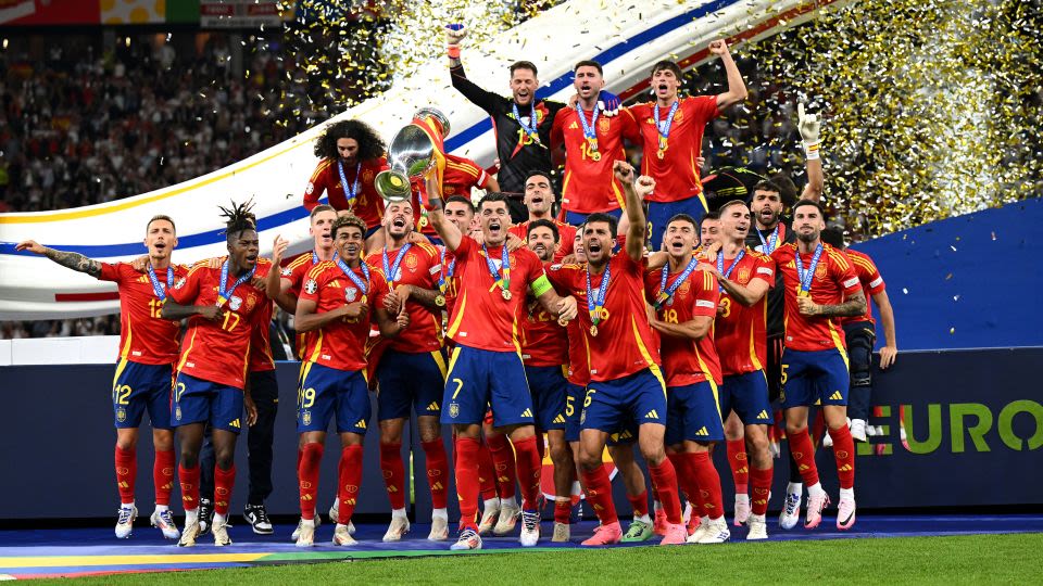 Spain wins Euro 2024, defeating England 2-1 in a dramatic final to claim record fourth European Championship