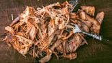 Vinegar-Based Sauce Is Key For Balancing Pulled Pork That's Too Salty