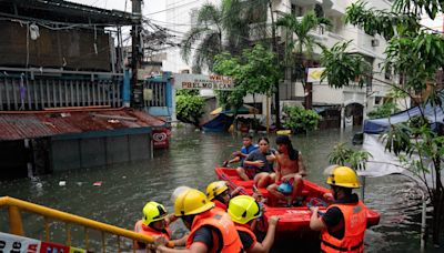 Typhoon Gaemi forces Philippines to halt work, market trading