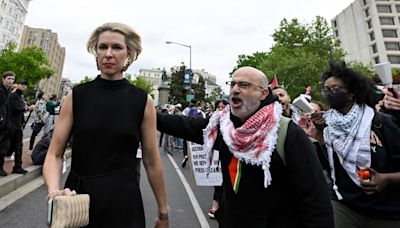 Chants of ‘shame on you’ greet guests at White House correspondents’ dinner shadowed by war in Gaza