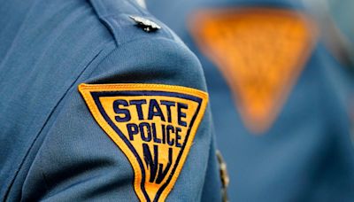 3 dead after car drives off Garden State Parkway: NJ state police