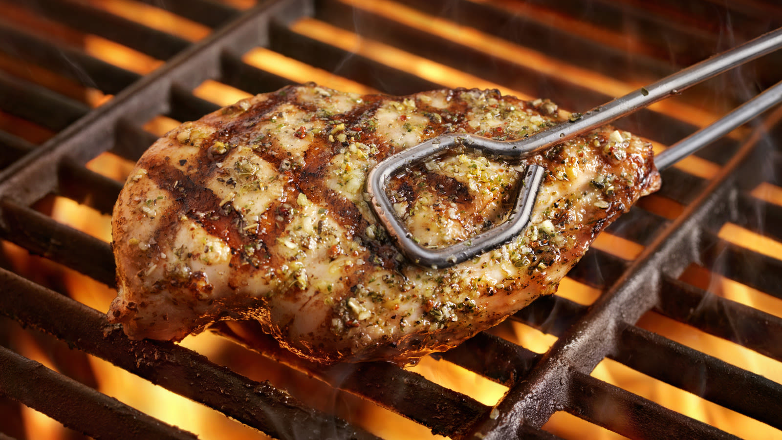 The Chef-Approved Brining Tip For Flavorful Chicken On The Grill