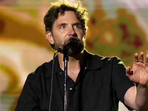 Bradley Cooper Surprises Pearl Jam Concert For 'A Star Is Born' Duet With Eddie Vedder