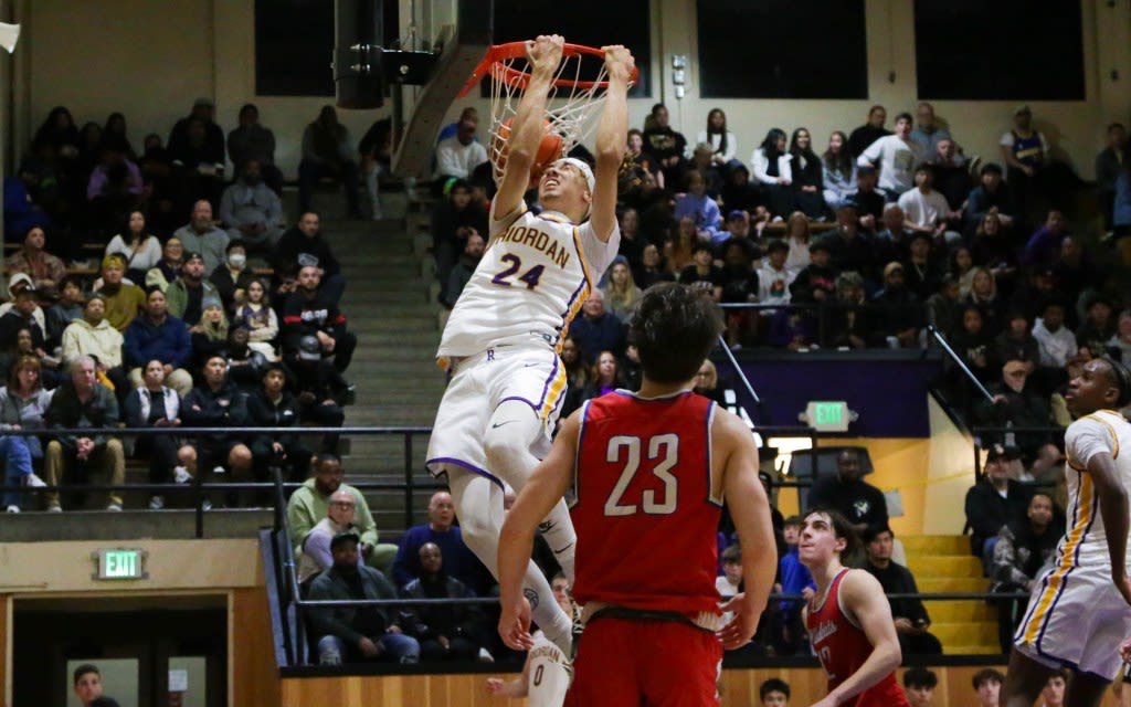 Saint Mary’s College exodus continues: Riordan star Zion Sensley decommits from Moraga powerhouse