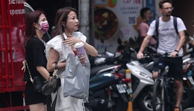 11縣市高溫警戒飆37度 今中部以北慎防雷陣雨 | 天氣 - 太報 TaiSounds