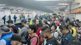 Metro CDMX hoy: Sacan tren de Línea 7 y causa retrasos y enojo de usuarios