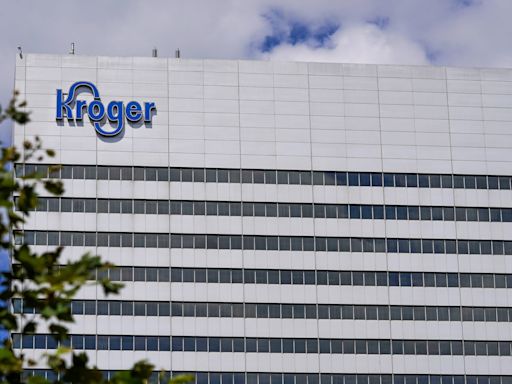 As clock ticks on Kroger-Albertsons FTC case, more court battles loom against merger