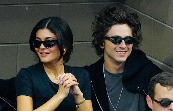 Kylie Jenner Has Avoided Discussing Timothée Chalamet On “The Kardashians,” And This Report Might Explain Why