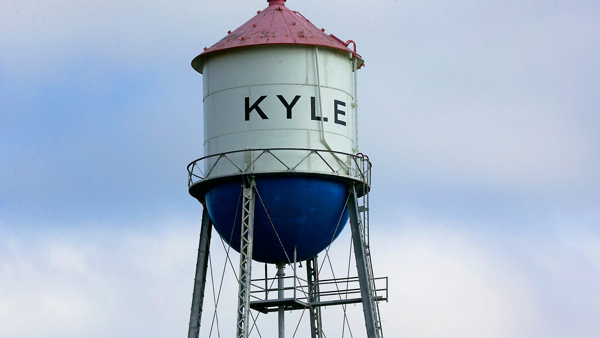 Calling all Kyles! Over 2,300 Kyles needed in Kyle, Texas, to break Guinness World Record