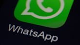 WhatsApp might let you change the chat bubble color in a future update