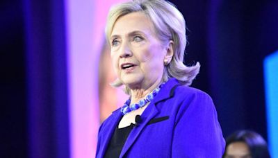 Hillary Clinton advierte a Harris sobre el discurso trumpista: "Te llamarán bruja, mujer repugnante. Te enfrentas al sexismo y la doble moral"