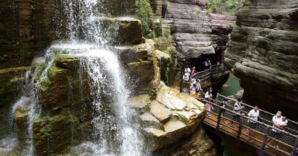 Famed Waterfall Is Going Viral After Visitors Make Unnatural Discovery