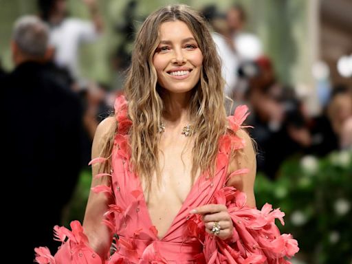 Jessica Biel Bathed in 20 Lbs. of Epsom Salt to Slip into 2024 Met Gala Dress, Attends Without Justin Timberlake