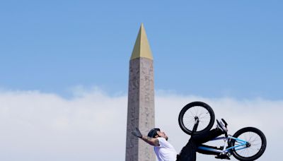 Argentina se lleva su primer oro en París 2024 de la mano del BMX con José "Maligno" Torres - El Diario NY