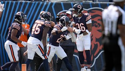 Simone Biles 'almost had a heart attack' after husband Jonathan Owens scored first Bears TD of the season