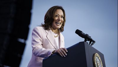 Kamala Harris spends weekend interviewing VP candidates