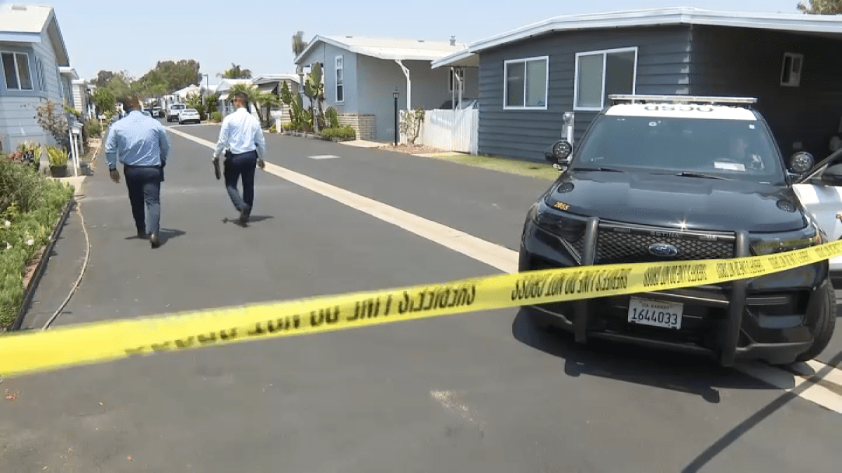 Elderly couple, dog found dead inside San Juan Capistrano home