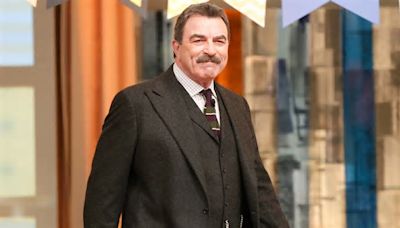 'Blue Bloods' star Tom Selleck has never used email or text, but admits to occasionally looking up his name