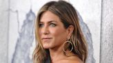 What mascara does Jennifer Aniston use for long, healthy lashes?