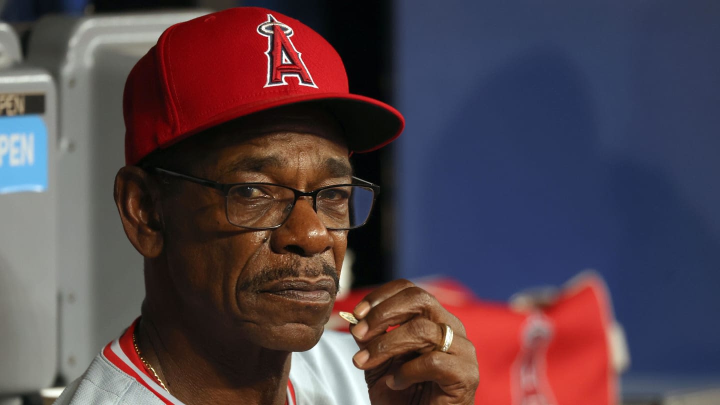 Angels' Ron Washington Blasts Player for Failed Squeeze Bunt: 'He Didn't Do the Job'