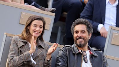 PHOTOS Vincent Elbaz tout sourire avec son épouse, célèbre journaliste, non loin de Muriel Robin très amoureuse à Roland Garros