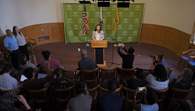 A corruption cloud hangs over Oakland City Hall. It comes at a terrible time for the struggling city