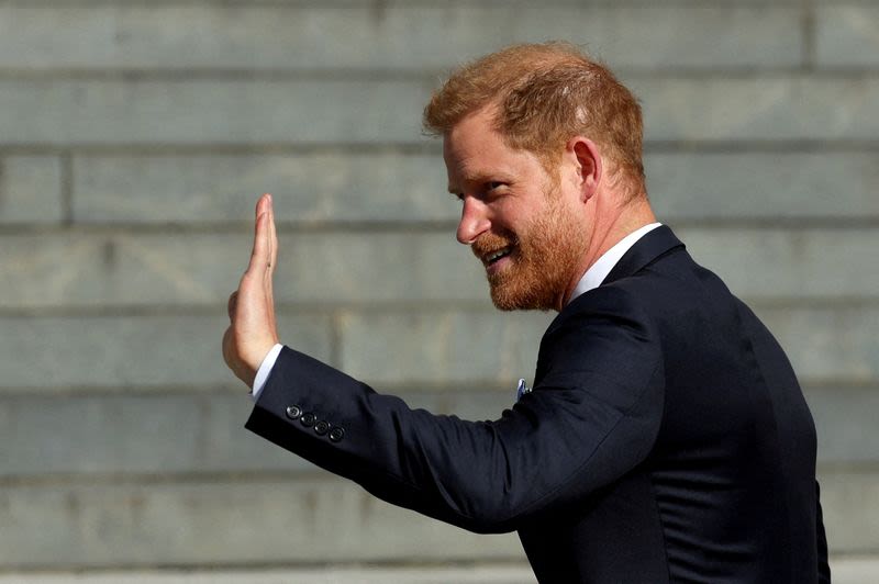 Prince Harry accused of ‘obfuscation’ in lawsuit against Murdoch papers